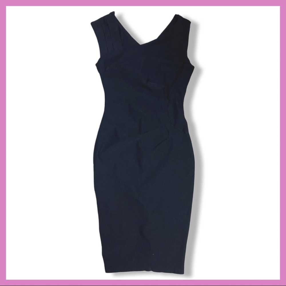 Fitted Stretchy Cap-sleeved Black Dress